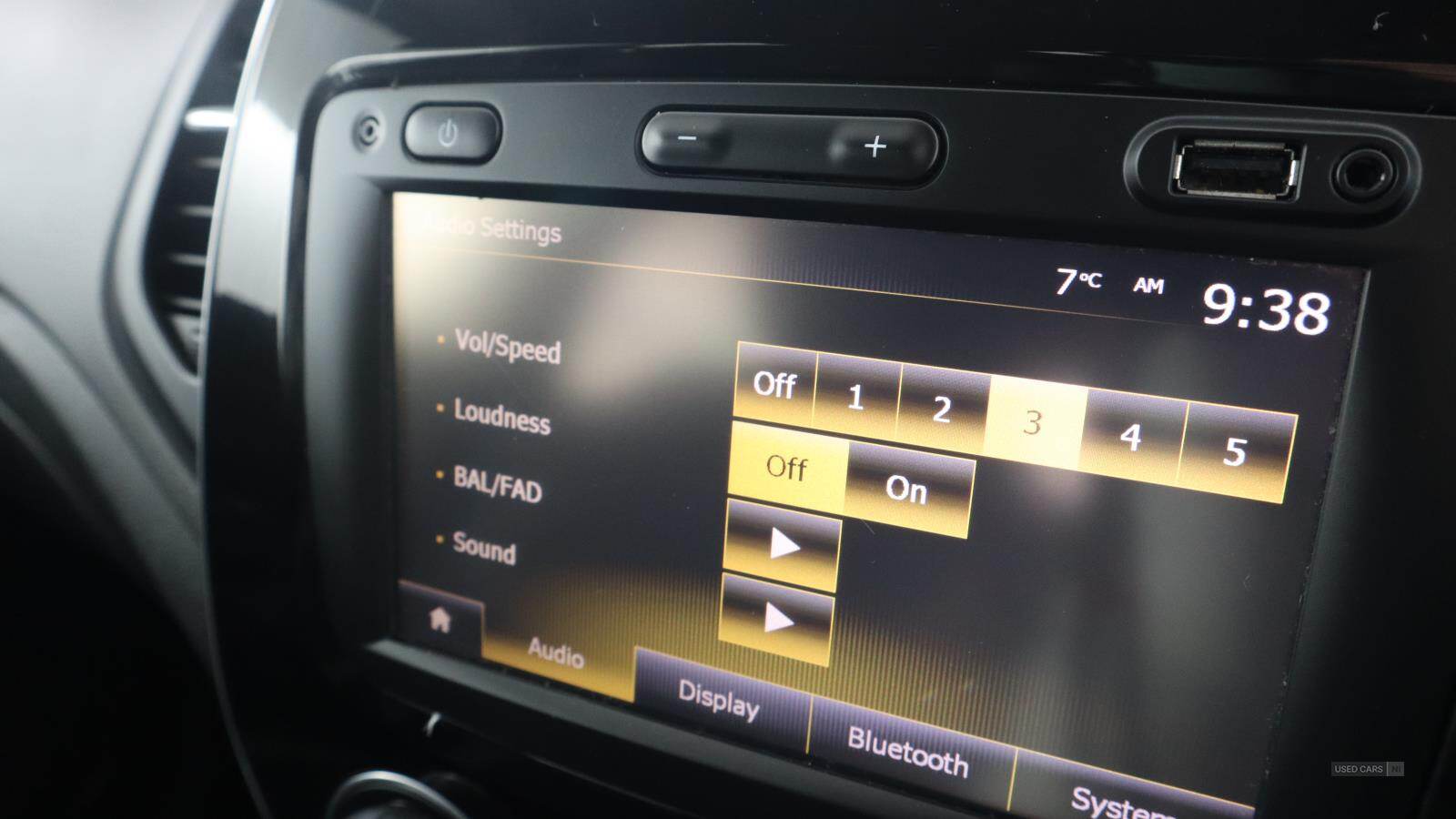 Dec 2017 Renault Captur 0.9 TCE 90 Dynamique Nav 5dr