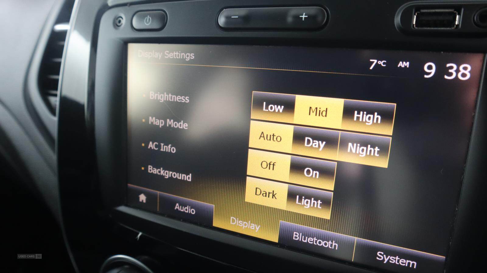 Dec 2017 Renault Captur 0.9 TCE 90 Dynamique Nav 5dr