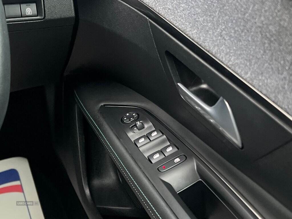 Sep 2021 Peugeot 3008 1.5 BlueHDi Allure Premium 5dr