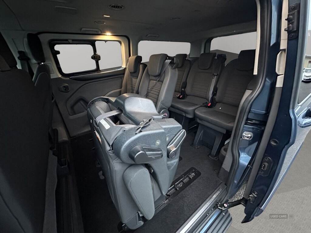 Sep 2020 Ford Tourneo Custom 2.0 EcoBlue 130ps Low Roof 9 Seater