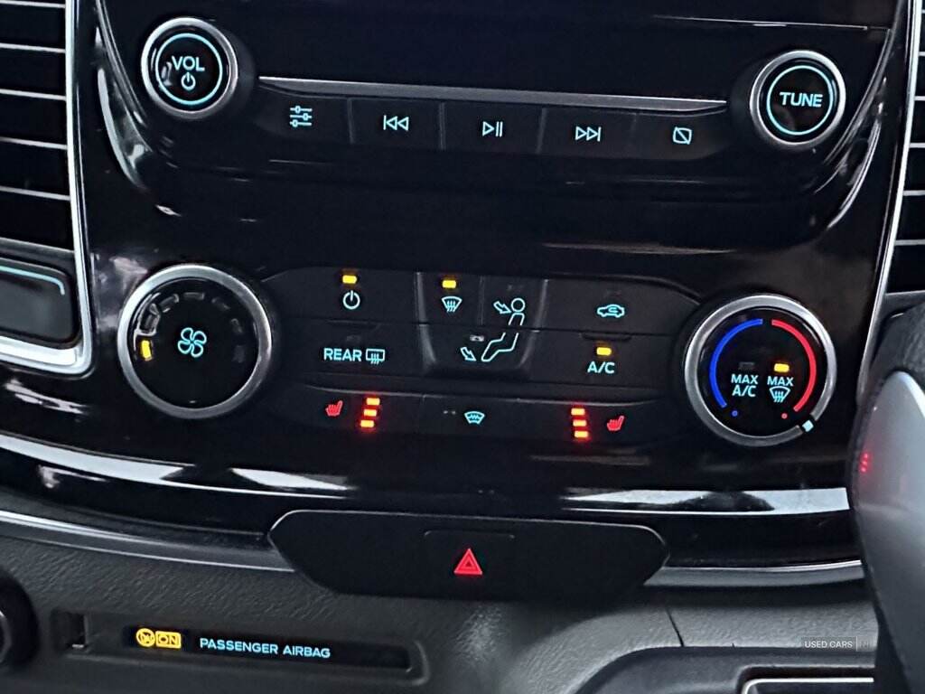 Sep 2020 Ford Tourneo Custom 2.0 EcoBlue 130ps Low Roof 9 Seater