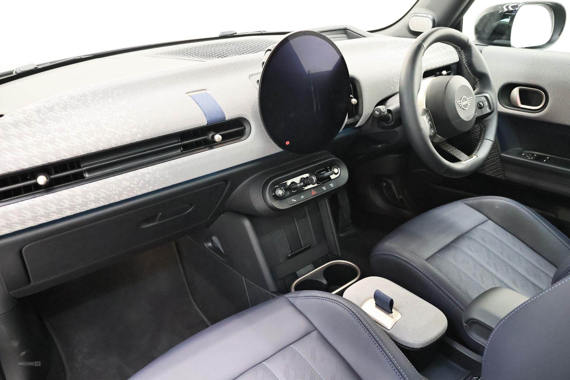 Apr 2024 MINI Hatch Cooper 1.5 C Exclusive 3dr Auto