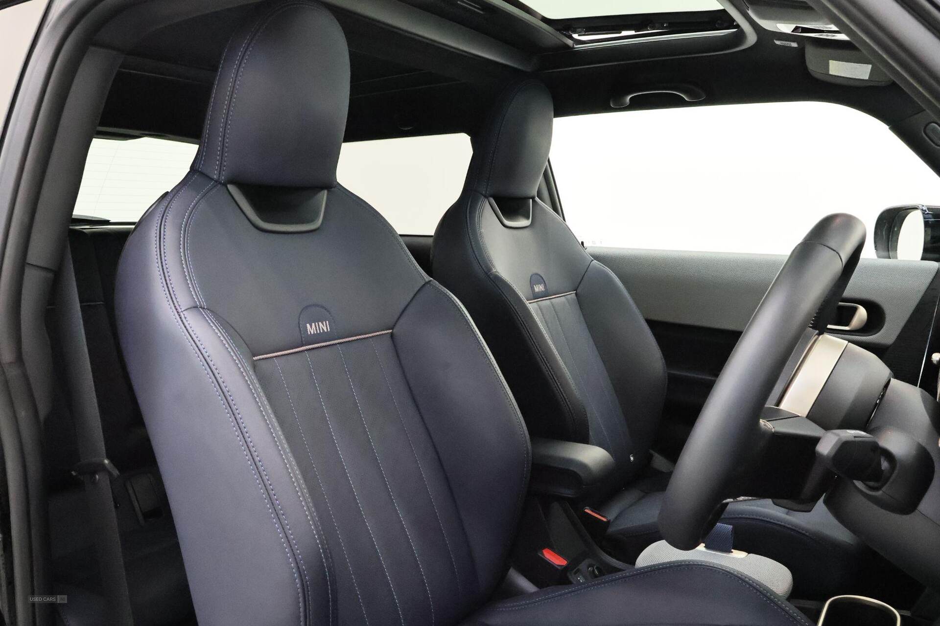 Apr 2024 MINI Hatch Cooper 1.5 C Exclusive 3dr Auto