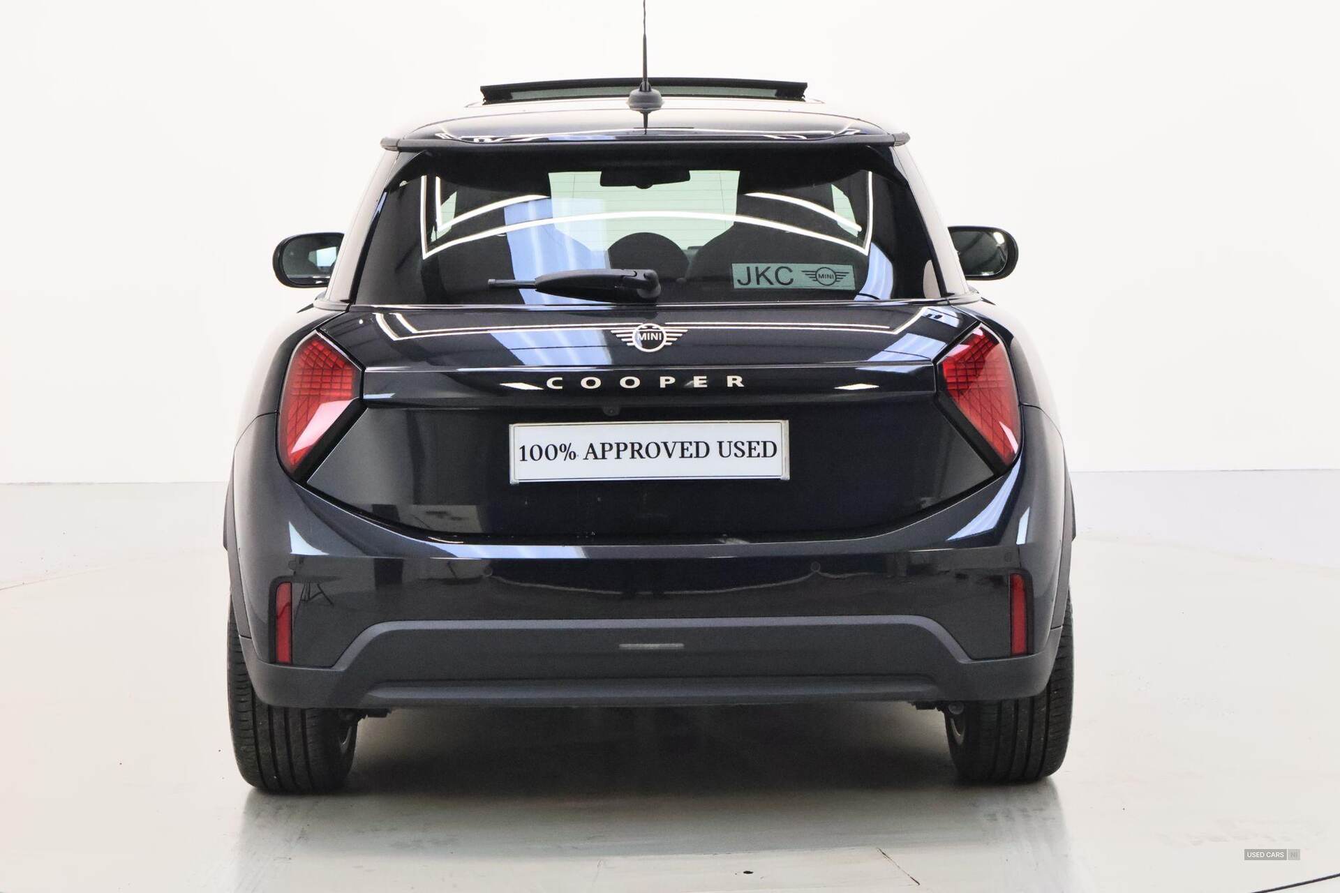 Apr 2024 MINI Hatch Cooper 1.5 C Exclusive 3dr Auto