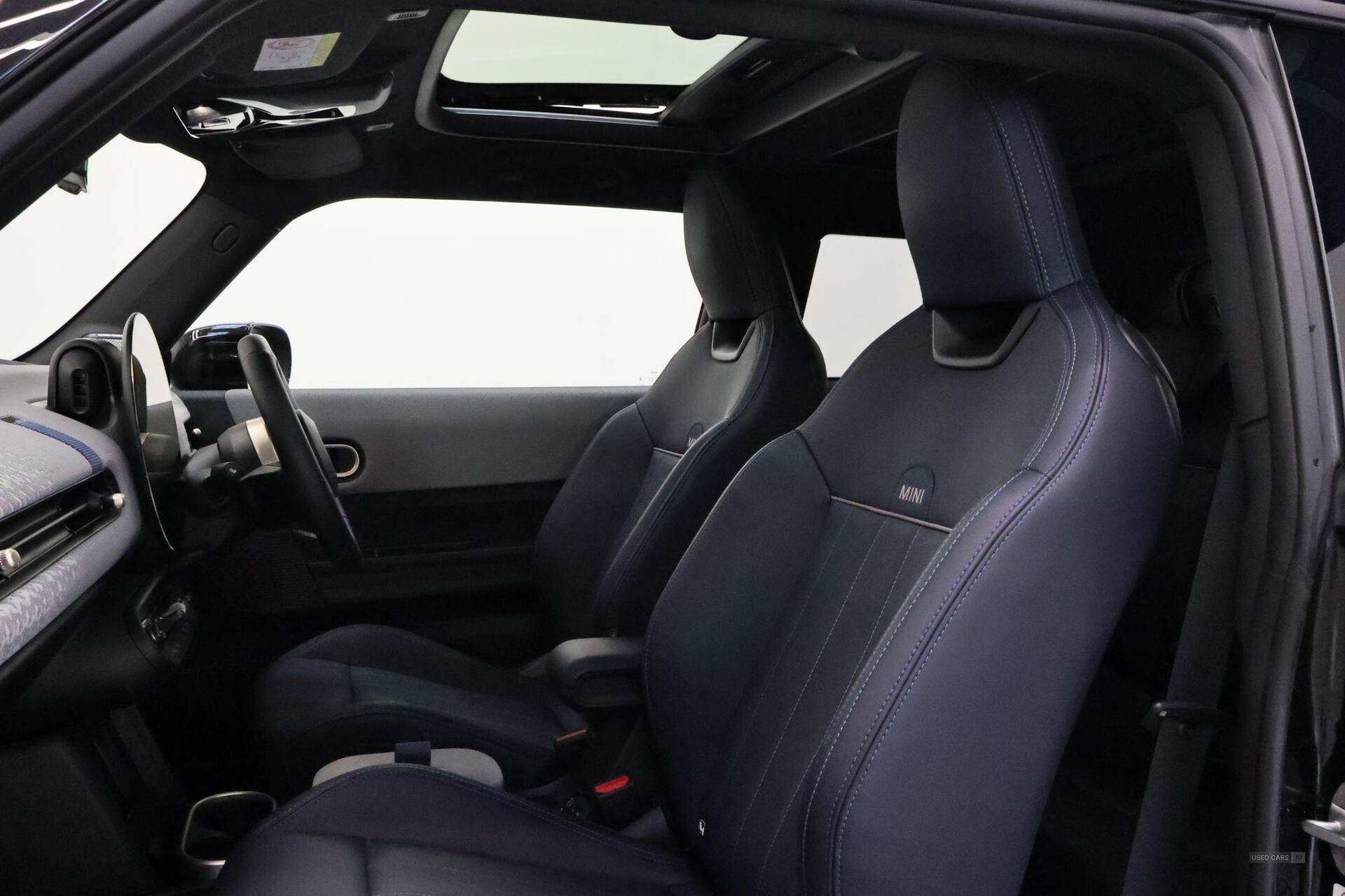 Apr 2024 MINI Hatch Cooper 1.5 C Exclusive 3dr Auto