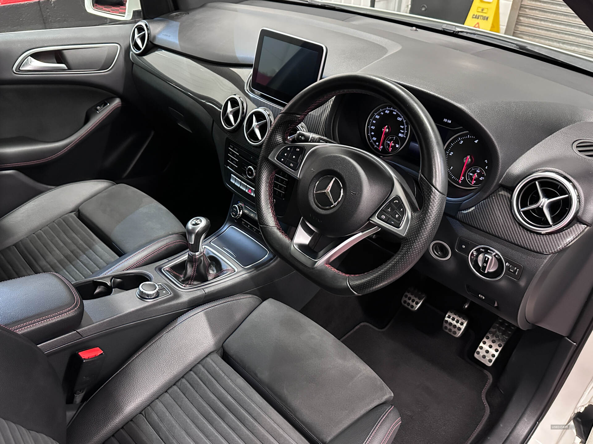 May 2017 Mercedes B-Class B200d AMG Line 5dr