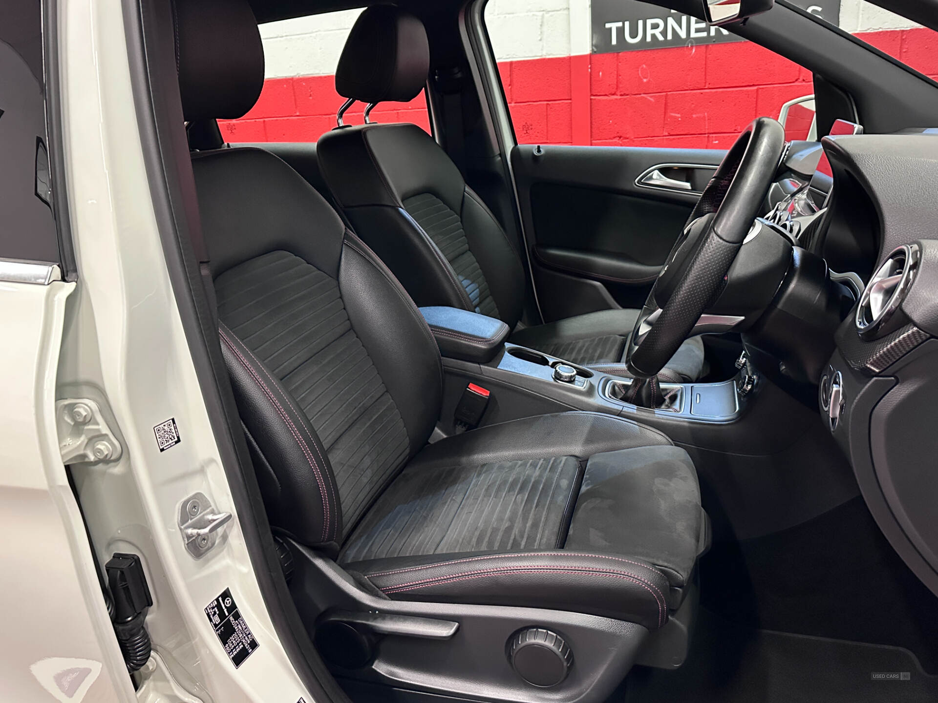 May 2017 Mercedes B-Class B200d AMG Line 5dr