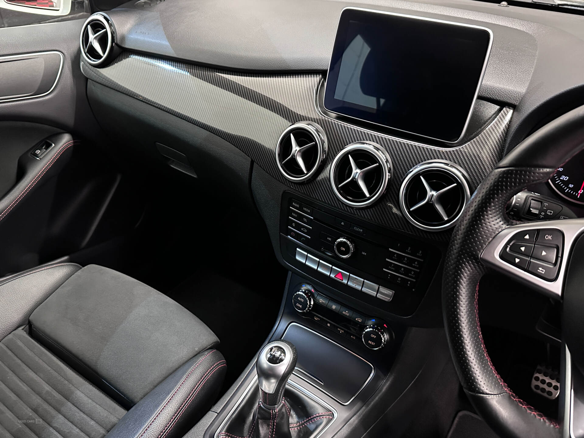 May 2017 Mercedes B-Class B200d AMG Line 5dr