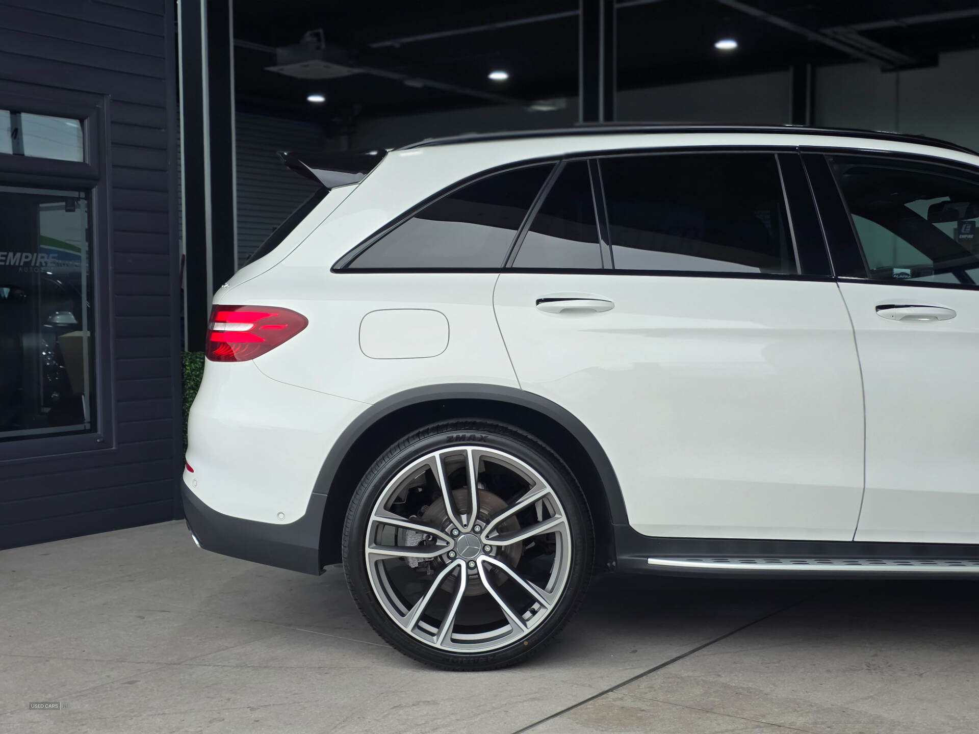 Dec 2017 Mercedes GLC-Class GLC 350d 4Matic AMG Line Prem Plus 5dr 9G-Tronic