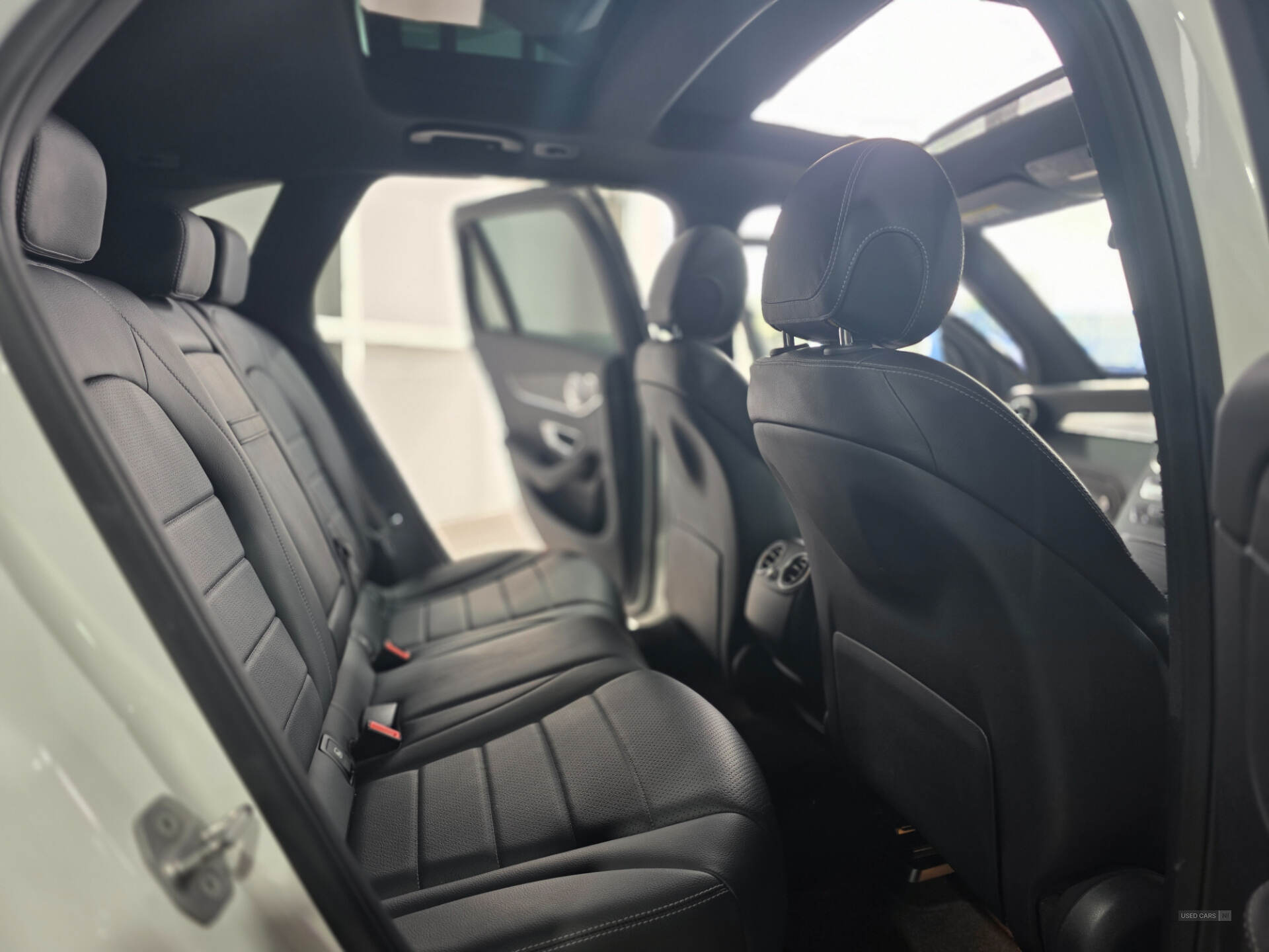Dec 2017 Mercedes GLC-Class GLC 350d 4Matic AMG Line Prem Plus 5dr 9G-Tronic