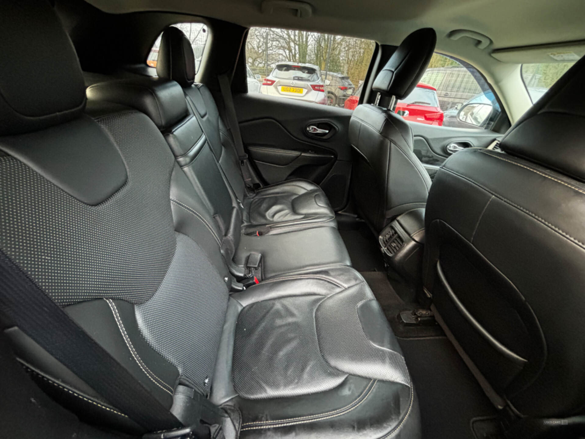 Nov 2015 Jeep Cherokee 2.2 Multijet 200 Limited 5dr Auto