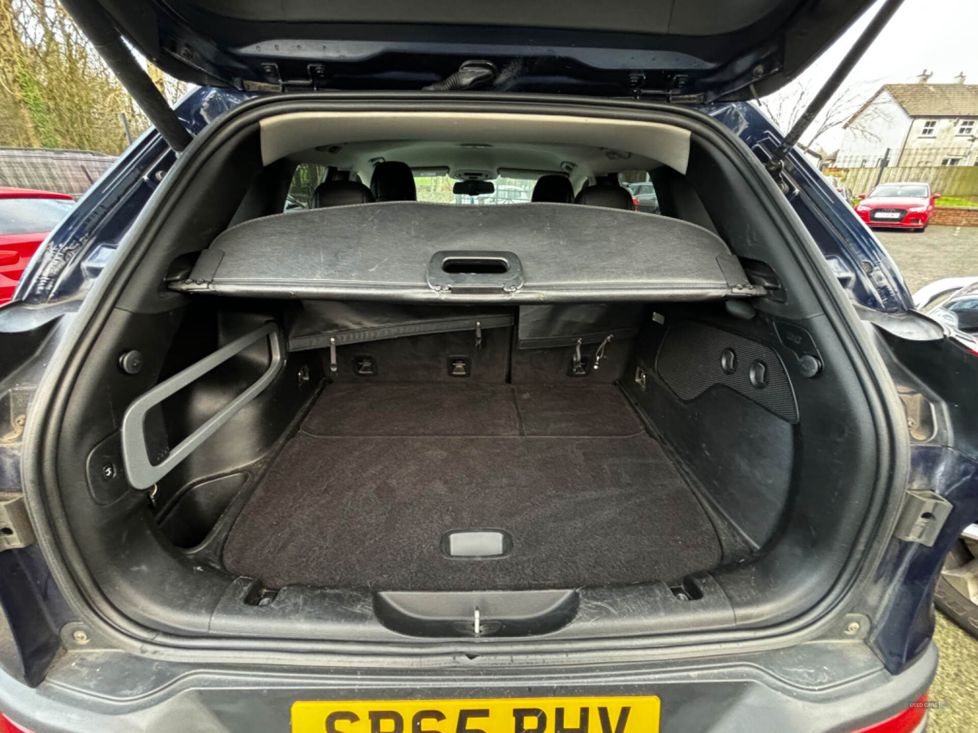 Nov 2015 Jeep Cherokee 2.2 Multijet 200 Limited 5dr Auto