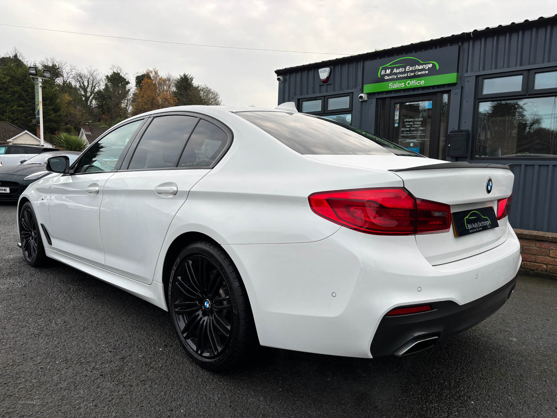 BMW 5 Series DIESEL SALOON in Down