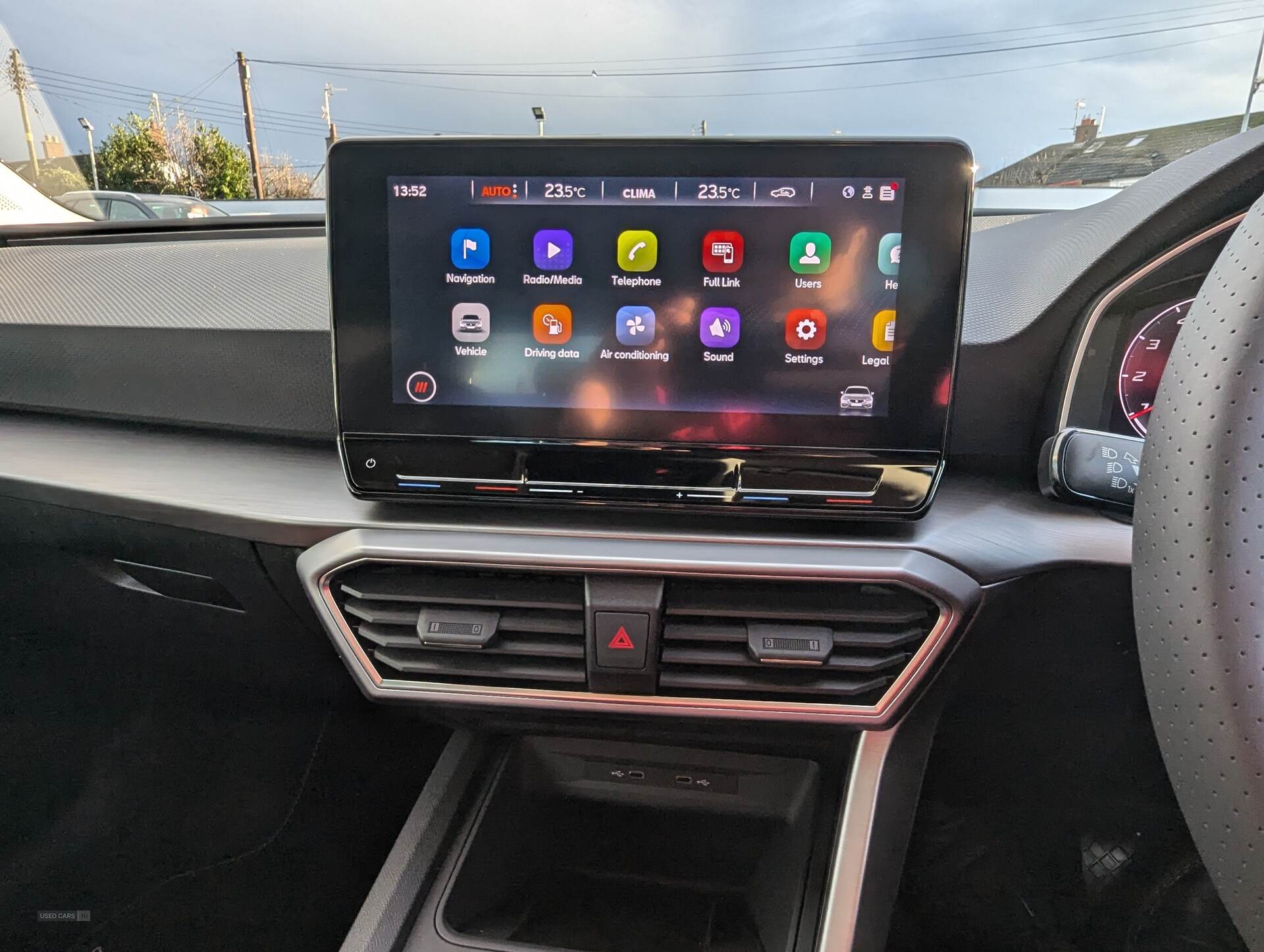 Nov 2024 Seat Leon 1.0 eTSI FR 5dr DSG