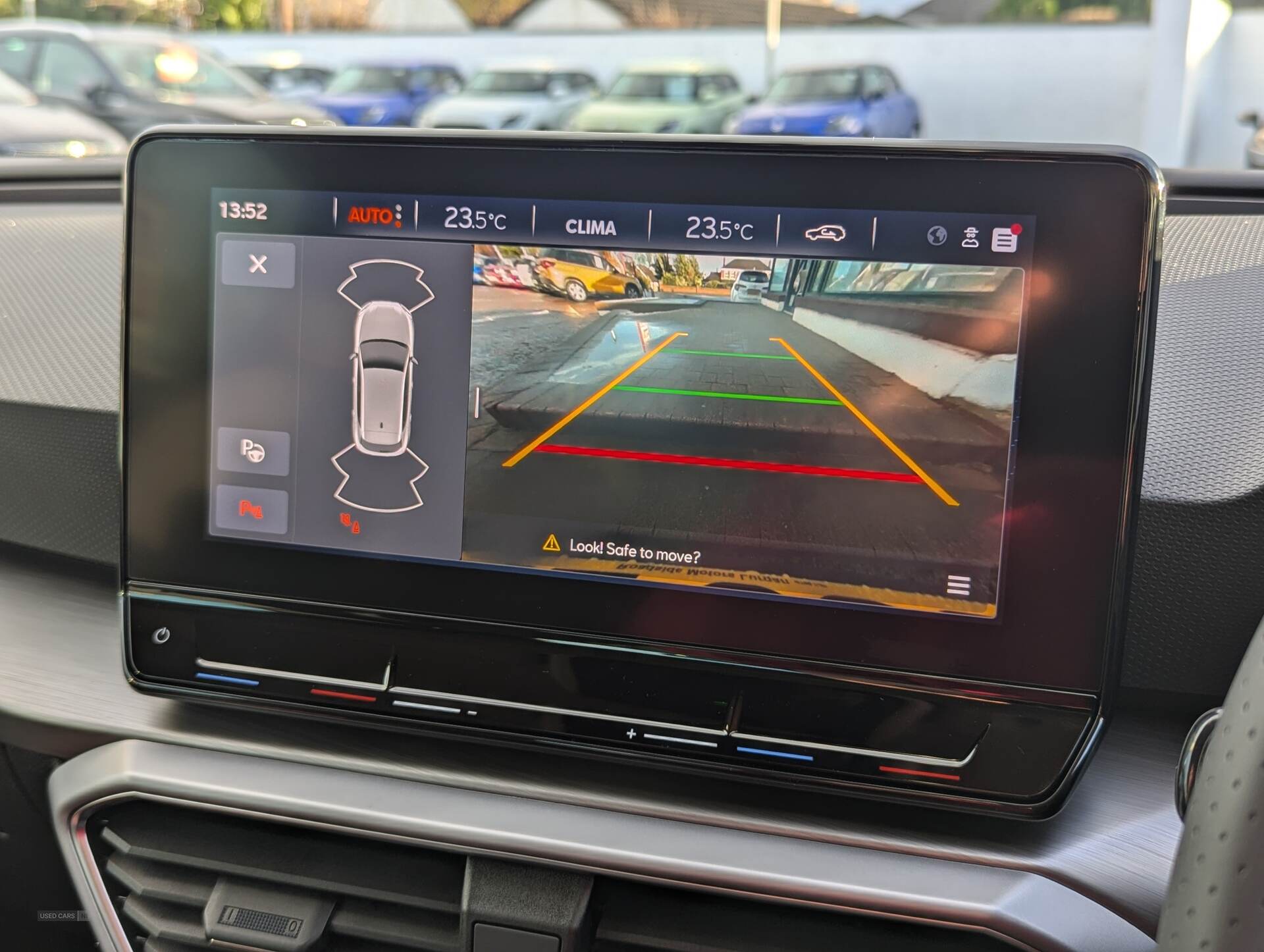 Nov 2024 Seat Leon 1.0 eTSI FR 5dr DSG