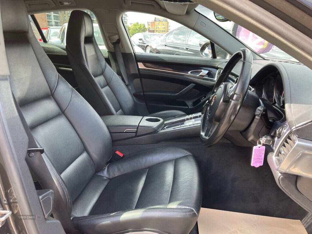 Sep 2010 Porsche Panamera 3.6 V6 4 4dr PDK