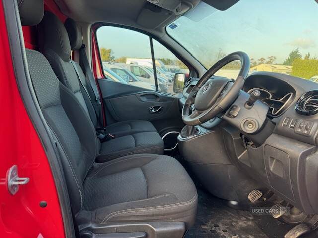 Oct 2016 Vauxhall Vivaro 2700 1.6CDTI 115PS Sportive H1 Van