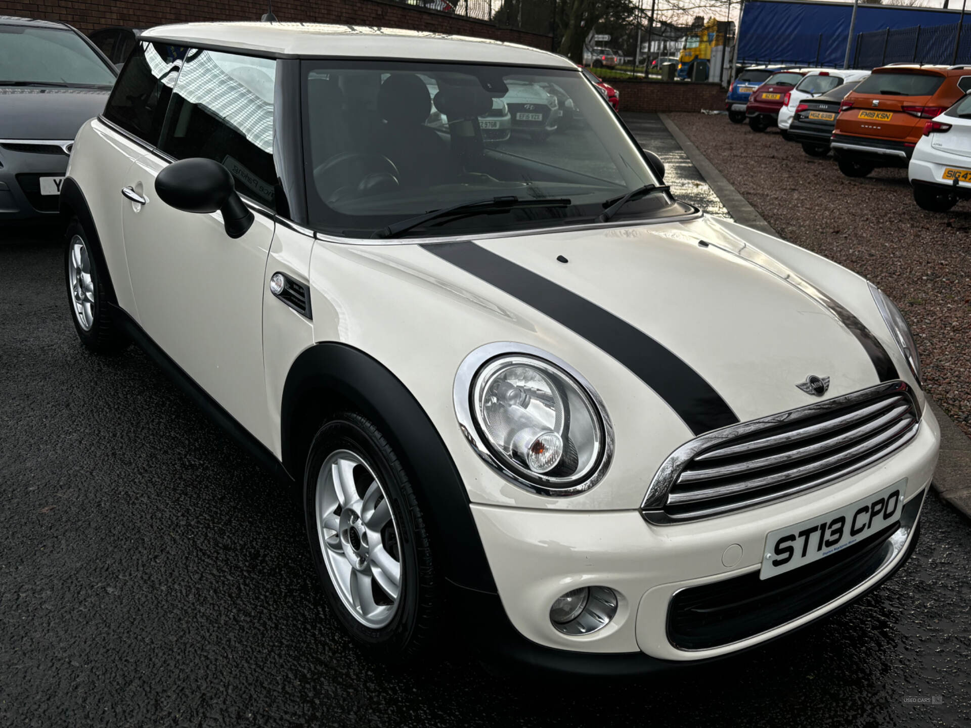 Apr 2013 MINI Hatch 1.6 One 3dr