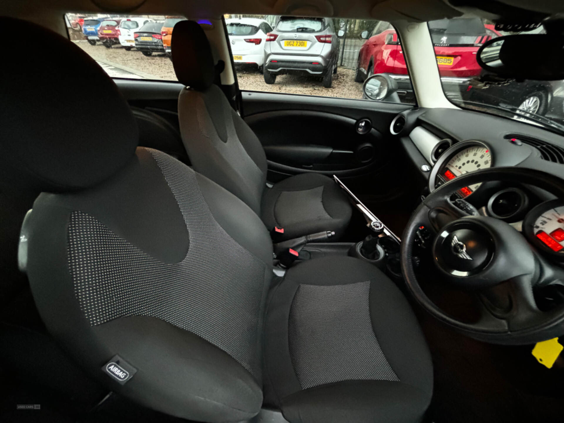 Apr 2013 MINI Hatch 1.6 One 3dr