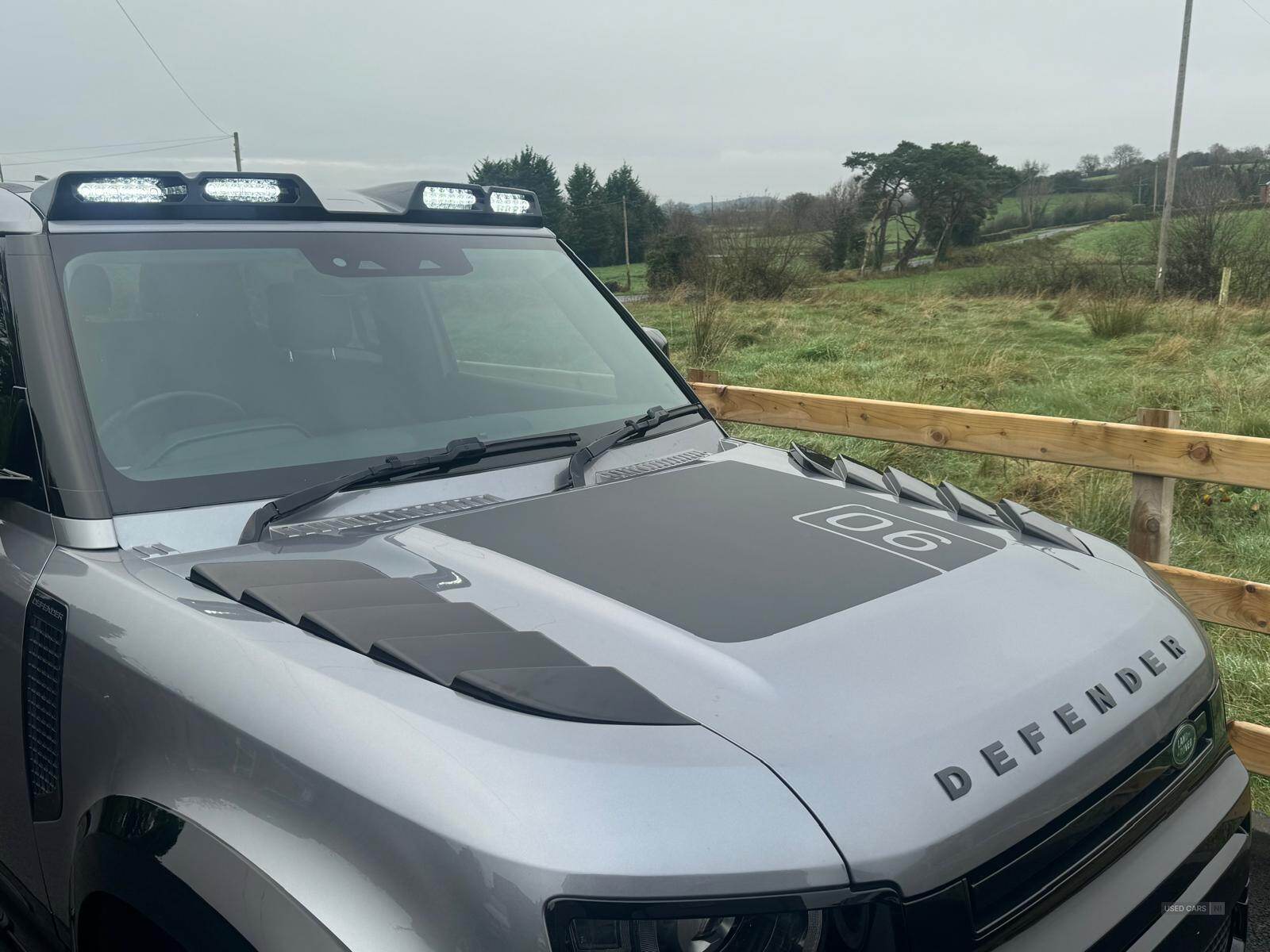 Oct 2022 Land Rover Defender 3.0 D250 HSE 90 3dr Auto