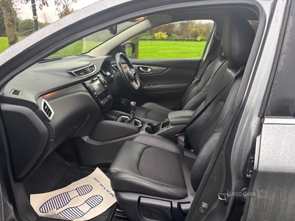 Nissan Qashqai DIESEL HATCHBACK in Derry / Londonderry