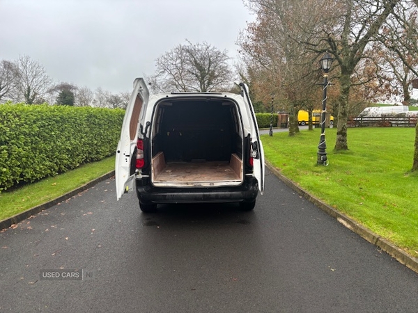 Peugeot Partner LONG DIESEL in Derry / Londonderry