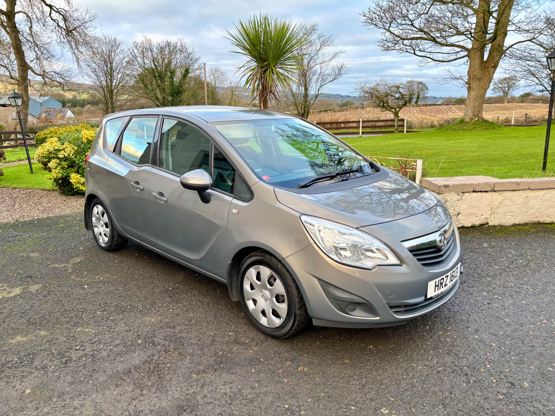 May 2013 Vauxhall Meriva 1.4i 16V Exclusiv 5dr