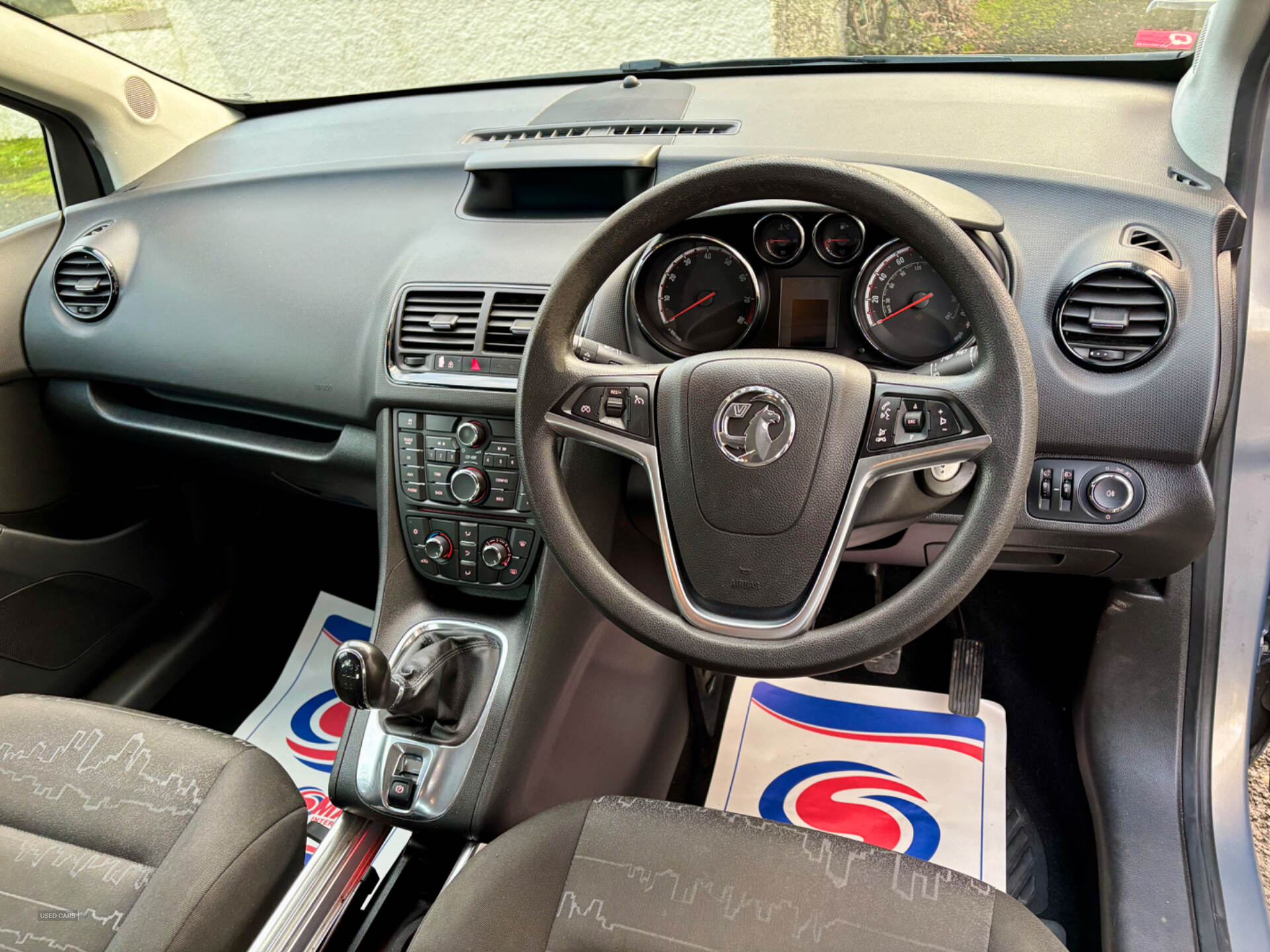 May 2013 Vauxhall Meriva 1.4i 16V Exclusiv 5dr