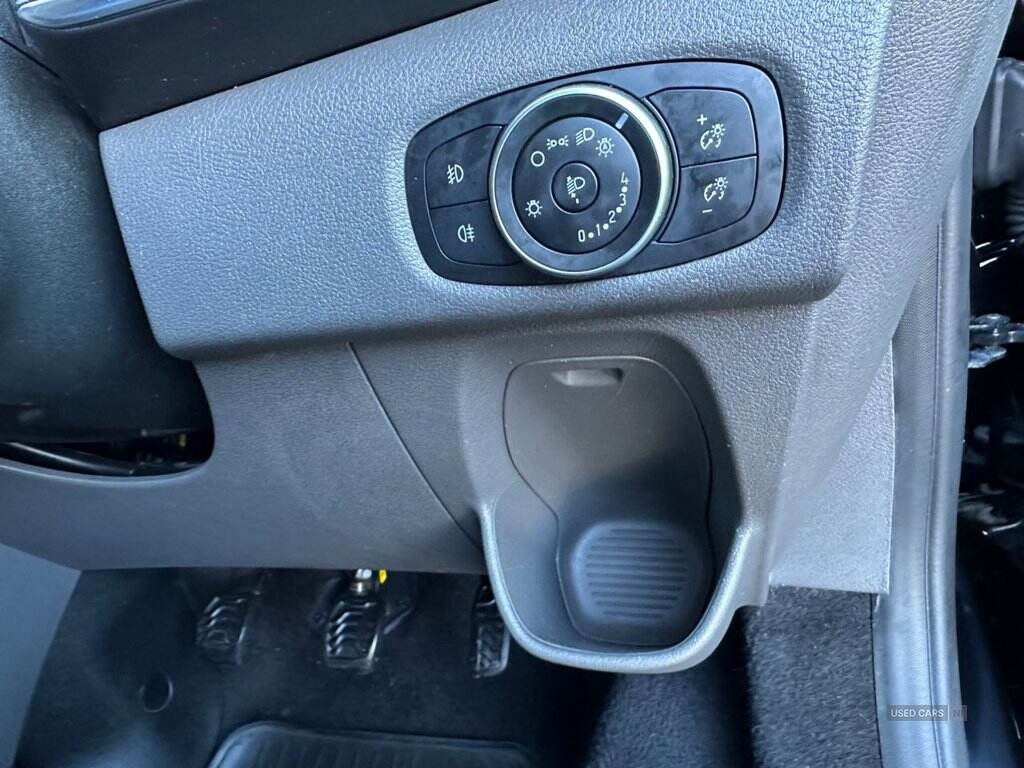 Sep 2020 Ford Tourneo Custom 2.0 EcoBlue Hybrid 185ps L/R 8 Seater Titanium X