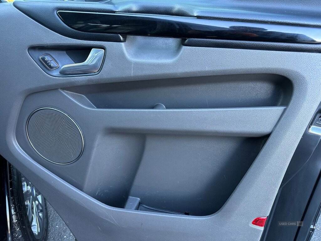 Sep 2020 Ford Tourneo Custom 2.0 EcoBlue Hybrid 185ps L/R 8 Seater Titanium X