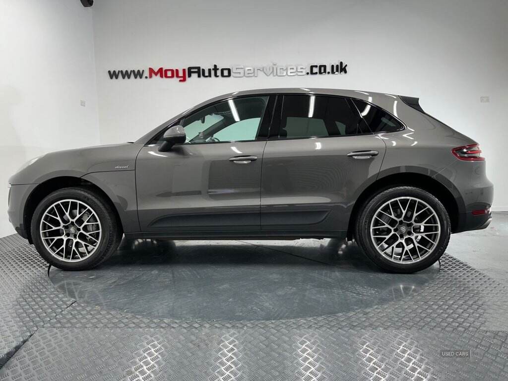 May 2014 Porsche Macan S Diesel 5dr PDK