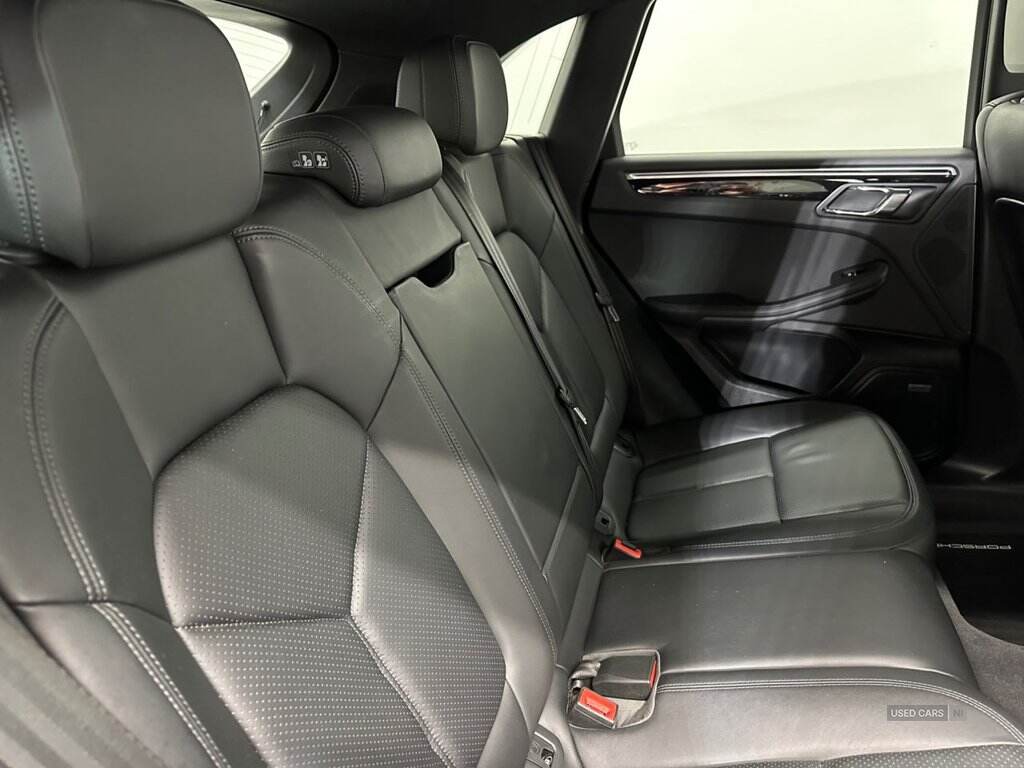May 2014 Porsche Macan S Diesel 5dr PDK