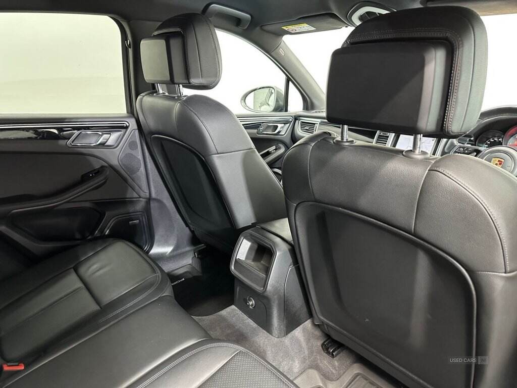 May 2014 Porsche Macan S Diesel 5dr PDK