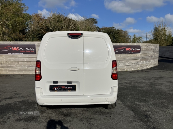 Citroen Berlingo M DIESEL in Down