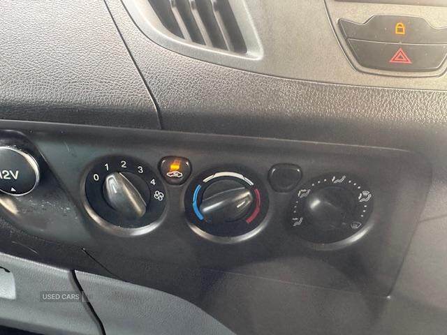 Mar 2015 Ford Transit Custom 310