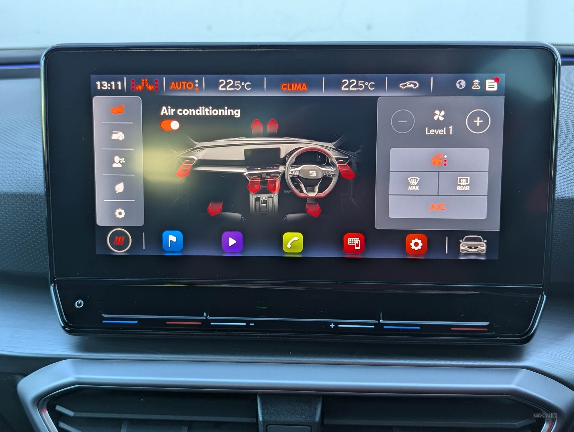 Nov 2024 Seat Leon 1.0 eTSI FR Sport 5dr DSG
