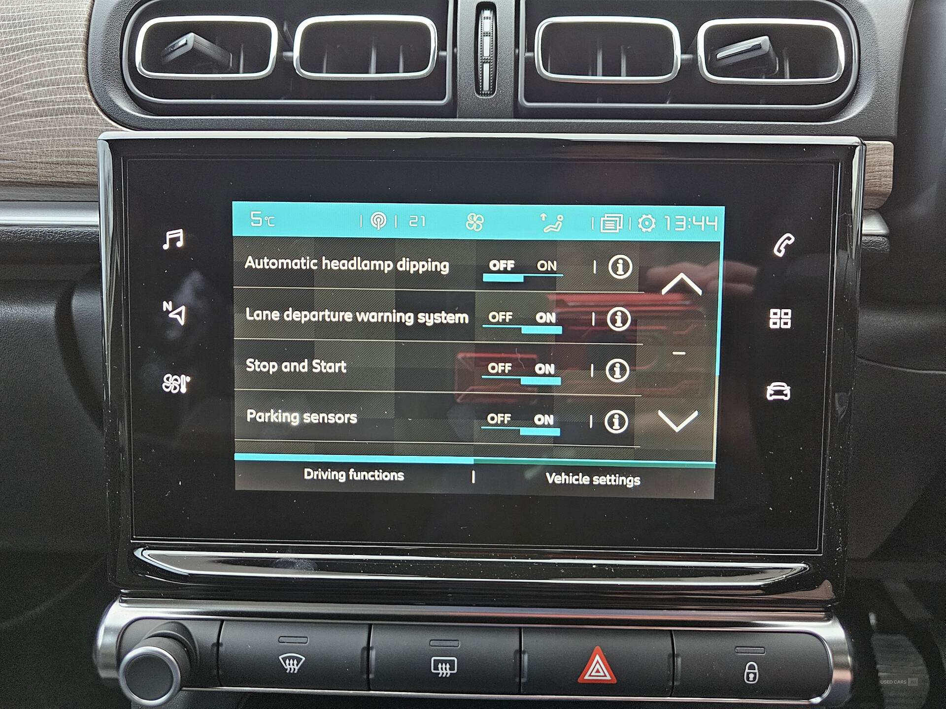 Nov 2024 Citroen C3 1.2 PureTech Max 5dr