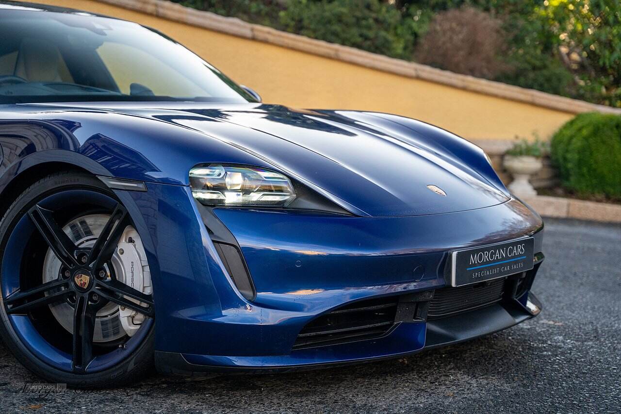 Mar 2021 Porsche Taycan 500kW Turbo 93kWh 4dr Auto