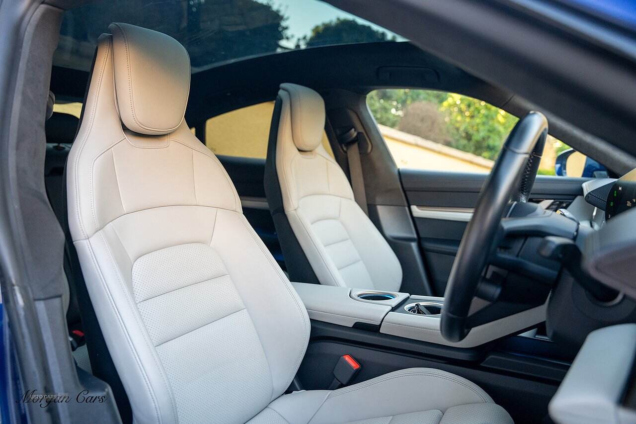 Mar 2021 Porsche Taycan 500kW Turbo 93kWh 4dr Auto