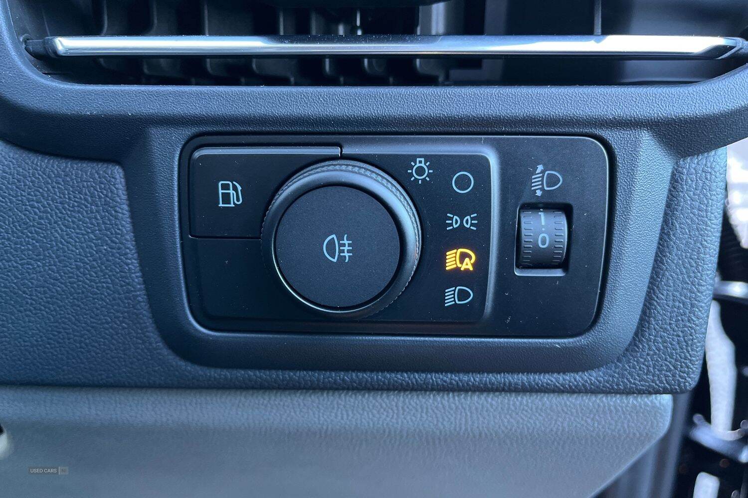 Oct 2024 Ford Transit Custom 2.5 PHEV 232ps H1 Van Limited Auto