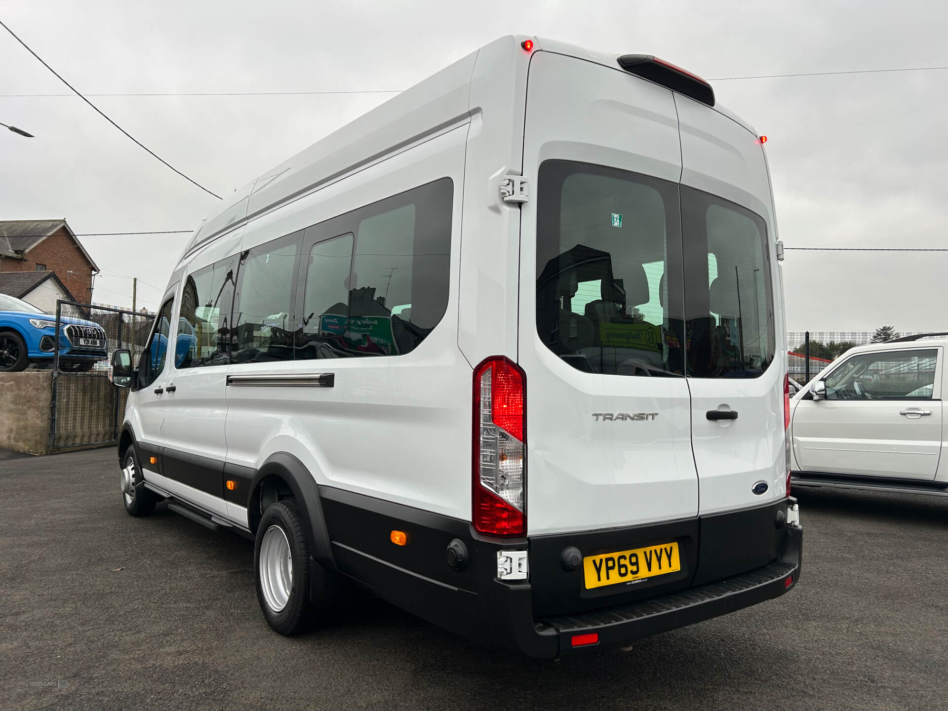 Ford Transit 460 L4 MINIBUS DIESEL RWD in Antrim