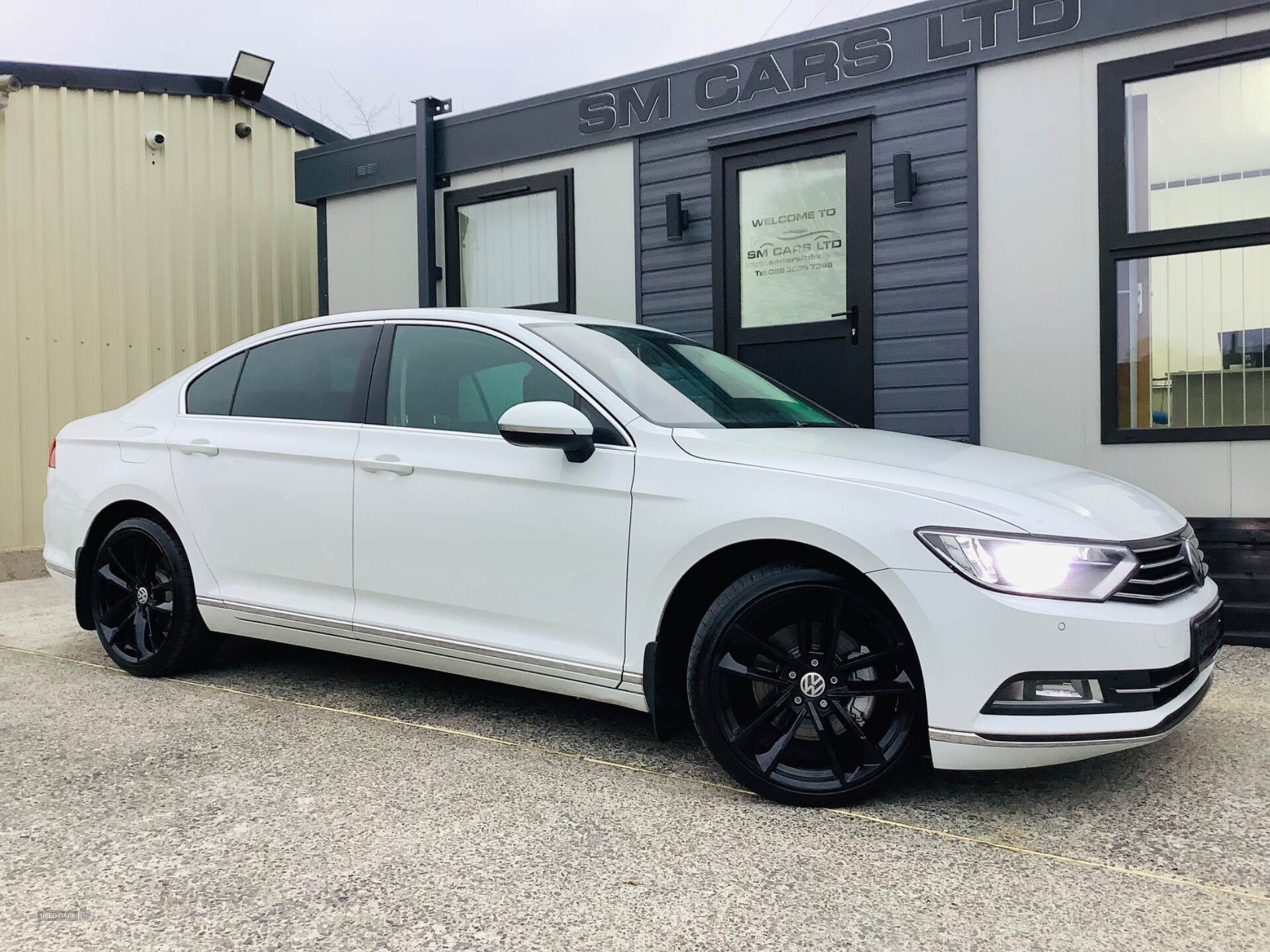 Volkswagen Passat DIESEL SALOON in Down