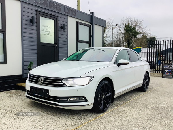 Volkswagen Passat DIESEL SALOON in Down