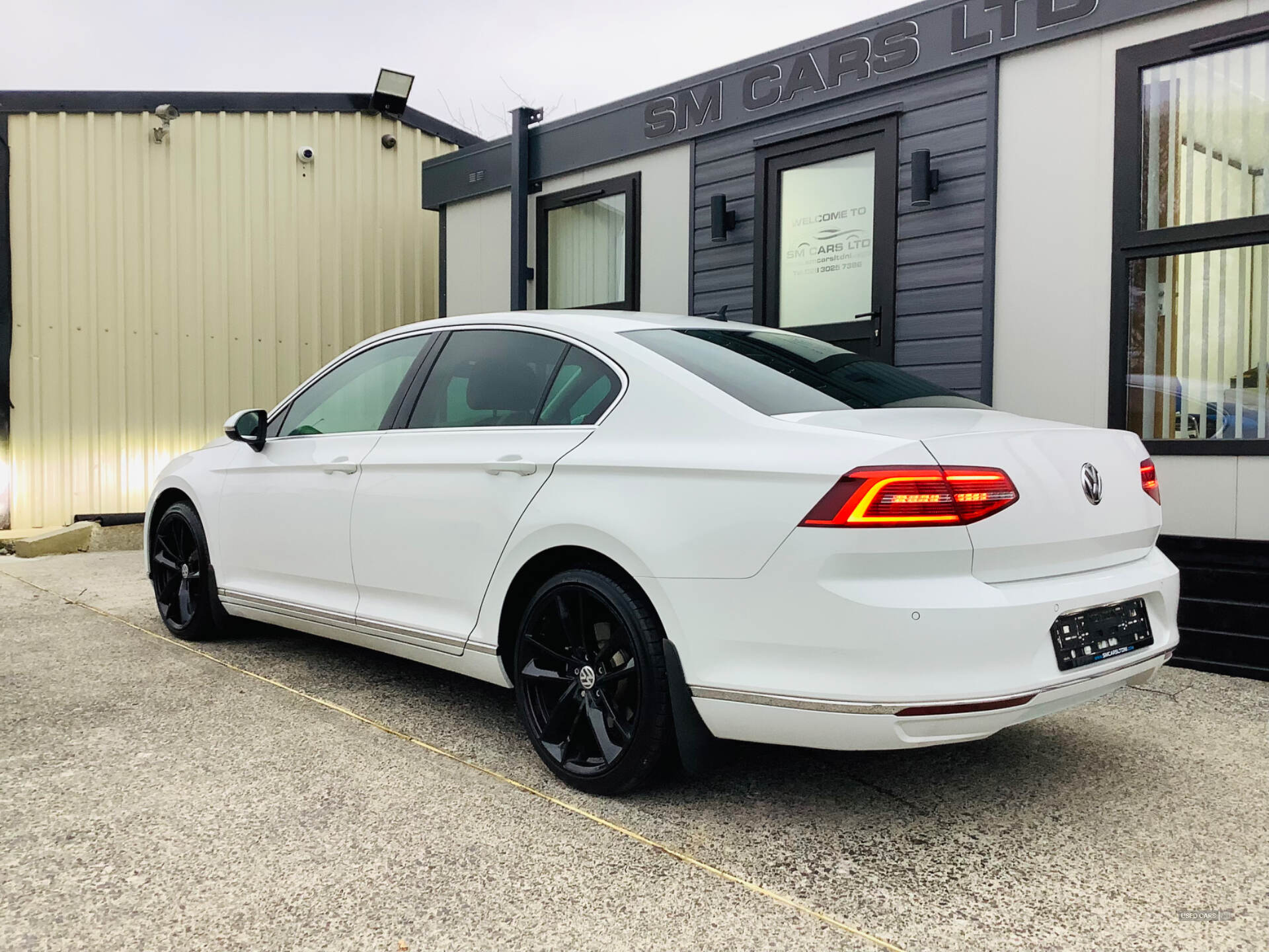 Volkswagen Passat DIESEL SALOON in Down