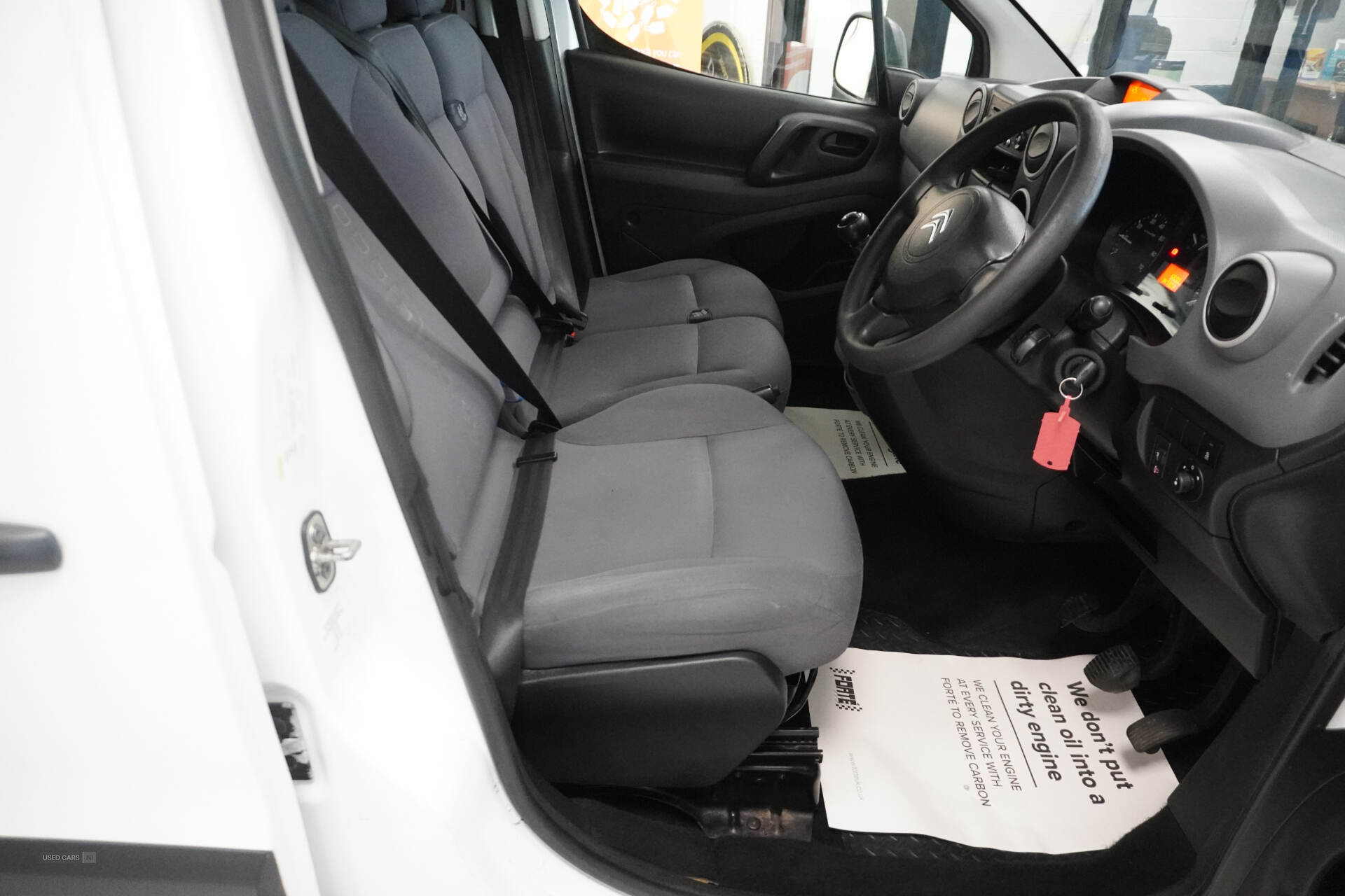 Jan 2015 Citroen Berlingo 1.6 HDi 750Kg LX 90ps