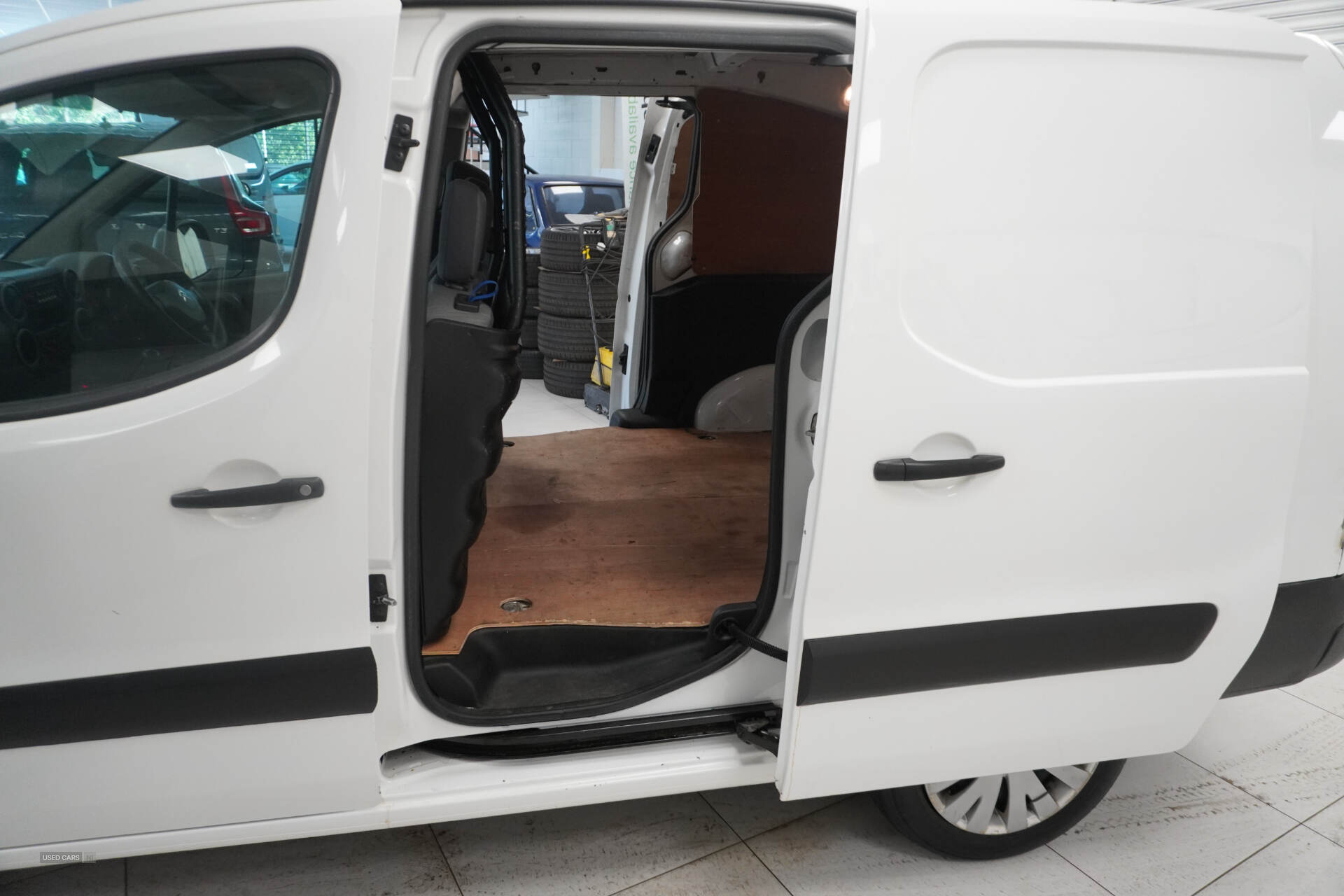 Jan 2015 Citroen Berlingo 1.6 HDi 750Kg LX 90ps