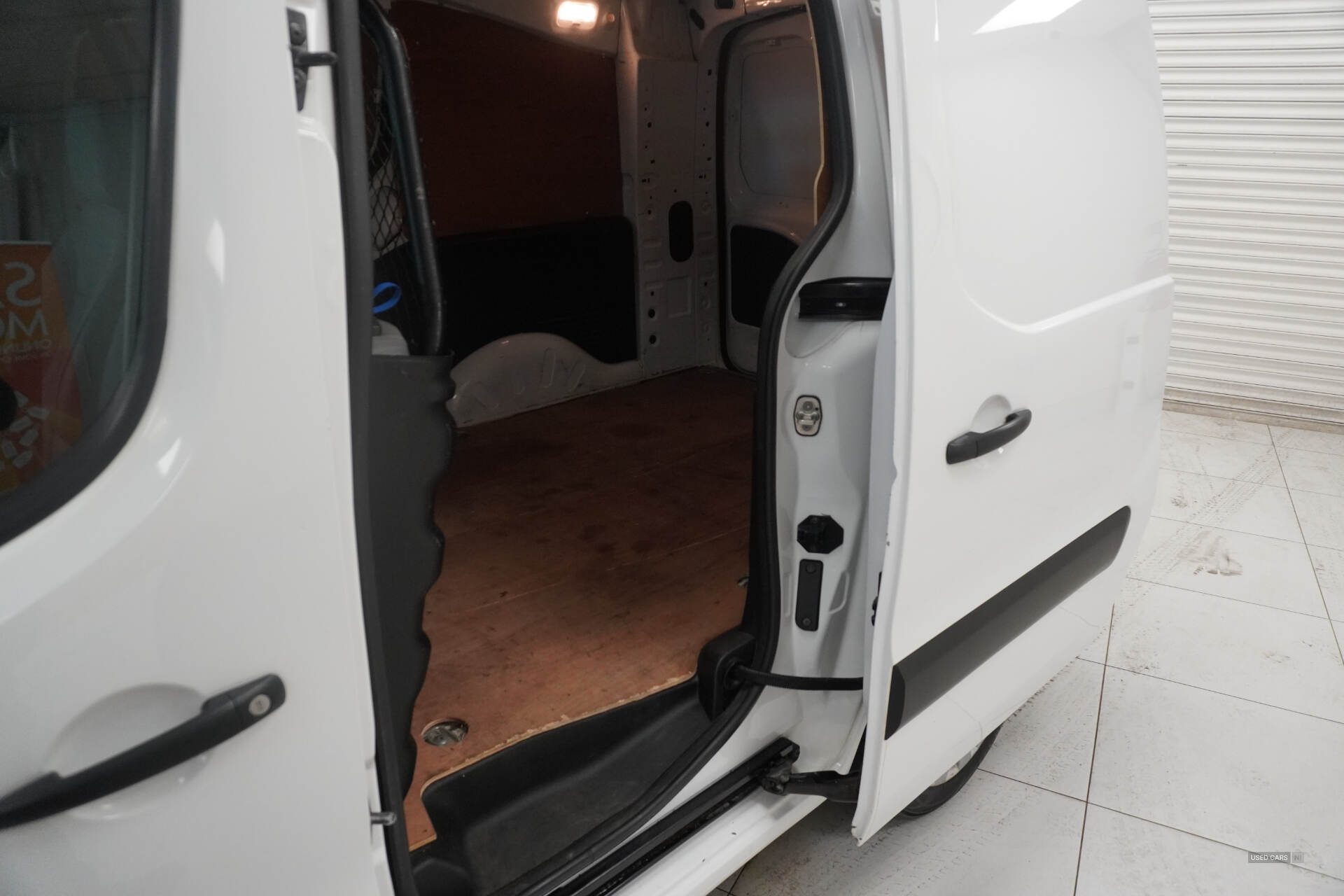 Jan 2015 Citroen Berlingo 1.6 HDi 750Kg LX 90ps