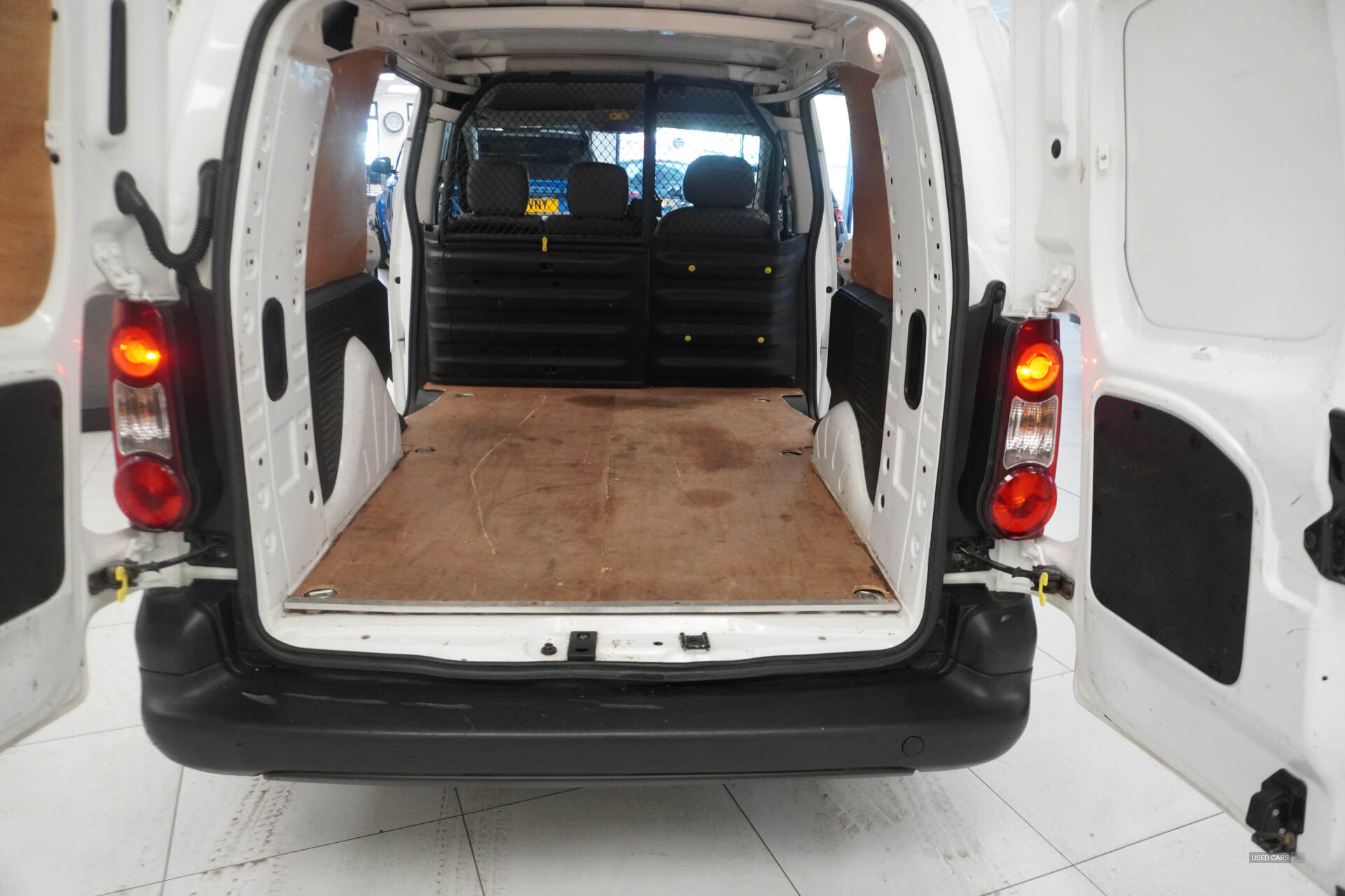 Jan 2015 Citroen Berlingo 1.6 HDi 750Kg LX 90ps