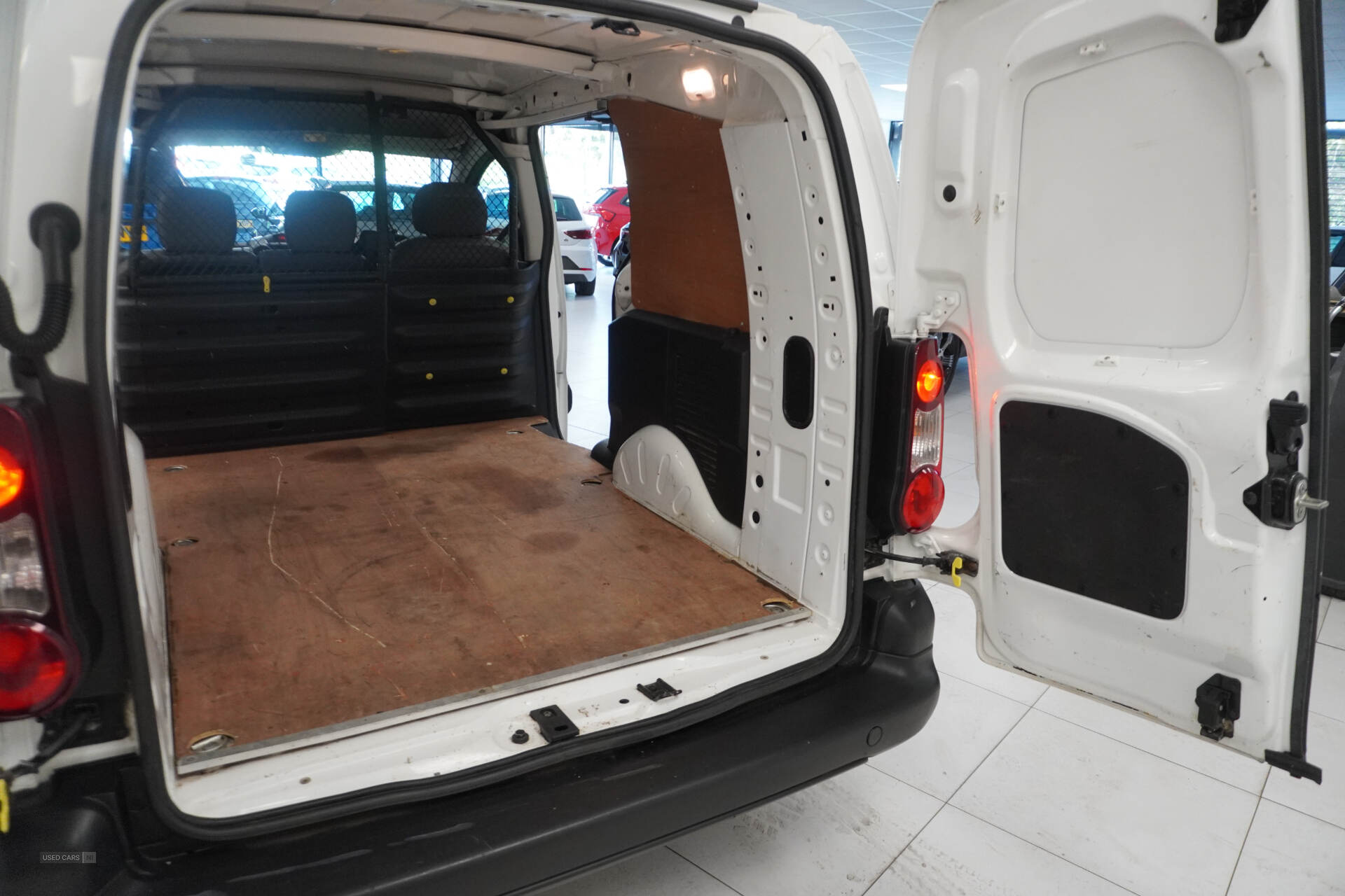 Jan 2015 Citroen Berlingo 1.6 HDi 750Kg LX 90ps
