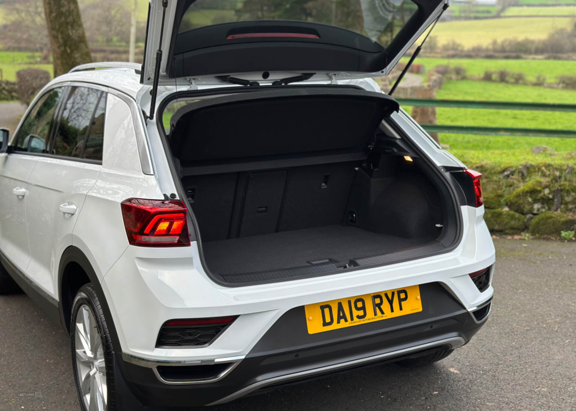 Volkswagen T-Roc DIESEL HATCHBACK in Antrim